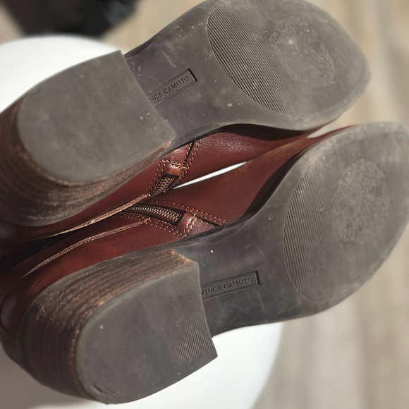 Vince Camuto Peamer Booties - Picture 10 of 13